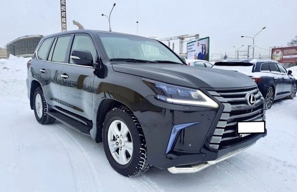 «Решил продать машину, а у неё нашёлся двойник». Белорус три года ездил на Lexus LX, не подозревая об автомобиле-клоне «Решил продать машину, а у неё нашёлся двойник». Белорус три года ездил на Lexus LX, не подозревая об автомобиле-клоне