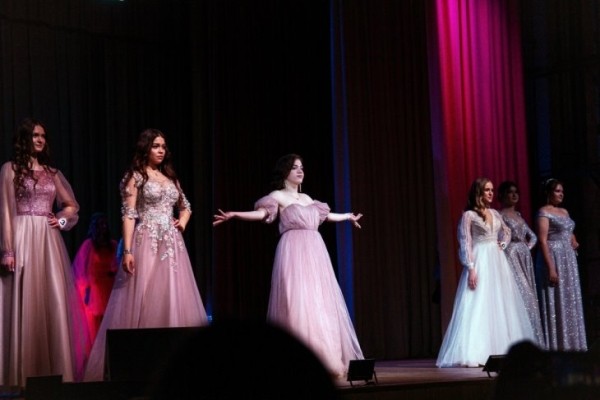 В Кобрине прошел конкурс грации и артистического мастерства «Мисс Весна – 2023» В Кобрине прошел конкурс грации и артистического мастерства «Мисс Весна – 2023»