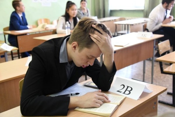 11-классники активно готовятся к экзаменам, которые пройдут уже в мае. Что ждет будущих абитуриентов? 11-классники активно готовятся к экзаменам, которые пройдут уже в мае. Что ждет будущих абитуриентов?