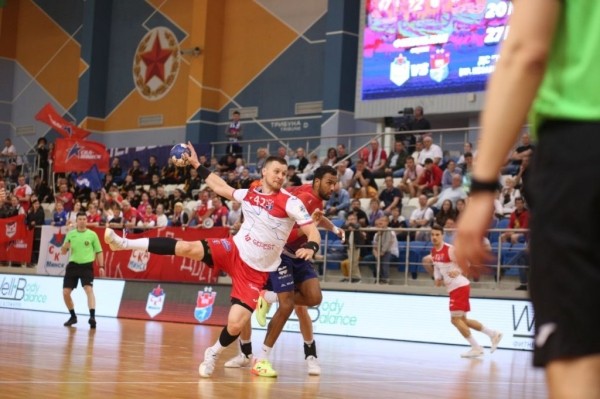 Гандболисты клуба «Мешков Брест» с победы стартовали в финальной серии плей-офф чемпионата Беларуси