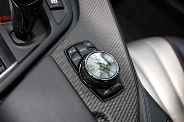 22-летний парень из Жодино купил BMW i8 за $100 тысяч — доволен?