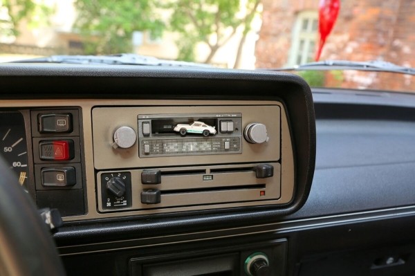 «В родной краске и на ходу!» В Беларуси нашли 40-летнюю VW Jetta, которая не видела сварки