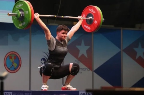Спортсменка из Бреста завоевала золото Гран-при по тяжелой атлетике на Кубе
