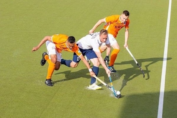 Команда «Строитель» из Бреста стала чемпионом Беларуси по хоккею на траве среди мужчин