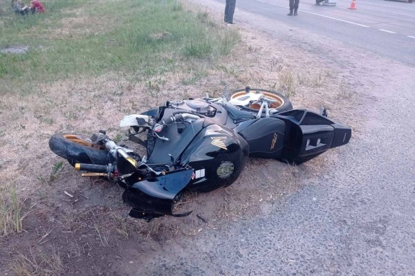 Мотоциклист погиб после столкновения с легковушкой