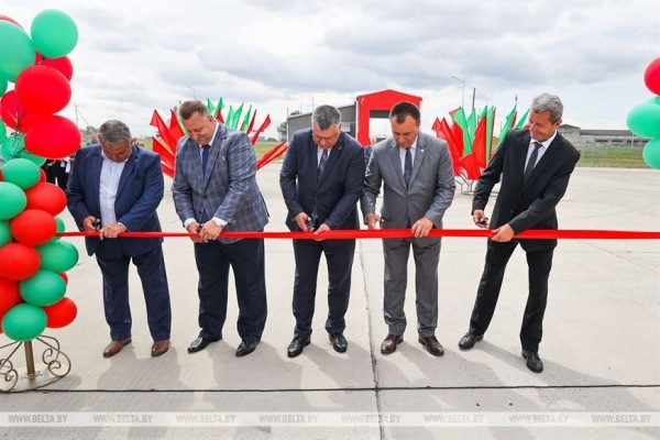 Высокотехнологичный молочно-товарный комплекс на 1 тыс. голов открыли в Пружанском районе Высокотехнологичный молочно-товарный комплекс на 1 тыс. голов открыли в Пружанском районе