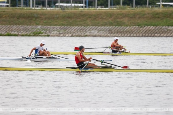 Более 200 гребцов из Беларуси и России соревнуются на открытом чемпионате в Бресте Более 200 гребцов из Беларуси и России соревнуются на открытом чемпионате в Бресте