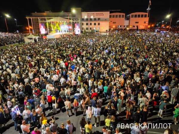 Праздничным фейерверком завершился второй день празднования Дня города Бреста Праздничным фейерверком завершился второй день празднования Дня города Бреста