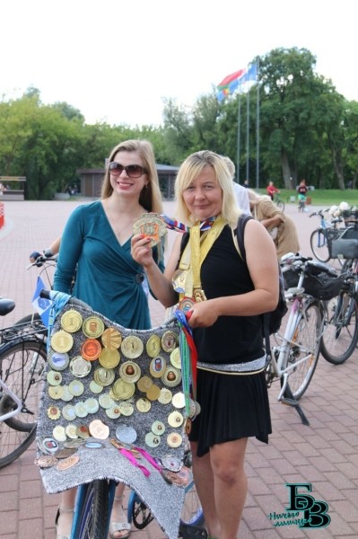 Велопарад на шпильках стал украшением Дня города Бреста