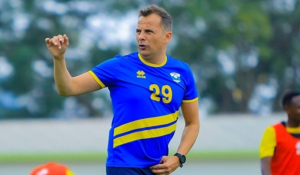 У сборной Беларуси новый главный тренер. Им стал испанец