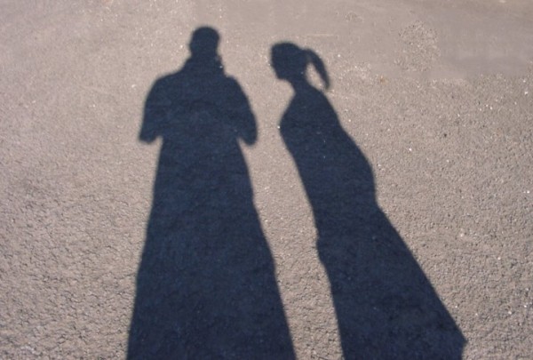 Белоруска встречалась с двумя одновременно – вопрос закрыла милиция