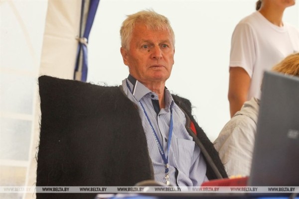 От конефермы к конному парку: в глубинке Полесья восстанавливают национальные породы лошадей От конефермы к конному парку: в глубинке Полесья восстанавливают национальные породы лошадей