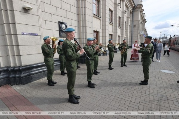 «Приятно до слез». Сборную России по плаванию душевно встретили в Бресте «Приятно до слез». Сборную России по плаванию душевно встретили в Бресте