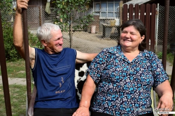 «Лисичек сдавали на 800 рублей, черники – на 1000, корзин продали на 3 тысячи». Как семья подрабатывает на дарах природы «Лисичек сдавали на 800 рублей, черники – на 1000, корзин продали на 3 тысячи». Как семья подрабатывает на дарах природы