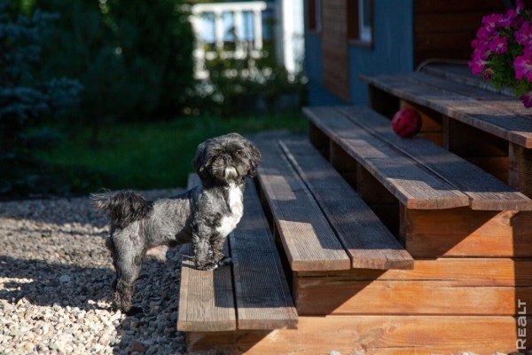 Минчане продали двушку — денег хватило на новый дом с отделкой. Смотрим, что у них получилось