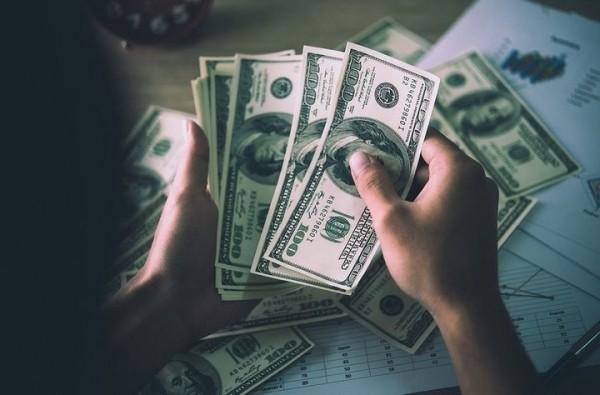 Налоговая проверяет, как вы зарабатываете и тратите. Объясняем, с чем могут возникнуть проблемы