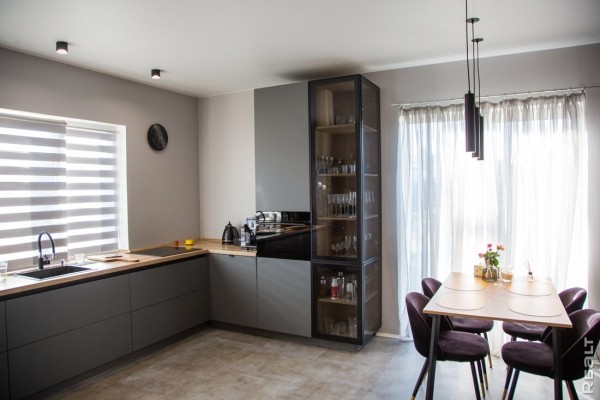 Минчане продали двушку — денег хватило на новый дом с отделкой. Смотрим, что у них получилось