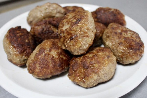 Банкеты, юбилеи, корпоративы в столовой на Строительной, 56/7 в Бресте. Зал до 100 человек, доступные цены, восточная и белорусская кухни