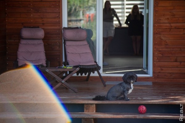 Минчане продали двушку — денег хватило на новый дом с отделкой. Смотрим, что у них получилось