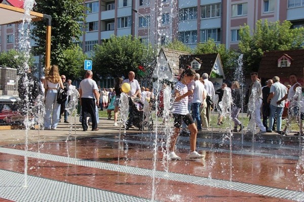 В Ганцевичах обновили городской фонтан