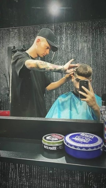 Жил в притоне и сдавал бутылки: как сирота вырвался из замкнутого круга Жил в притоне и сдавал бутылки: как сирота вырвался из замкнутого круга