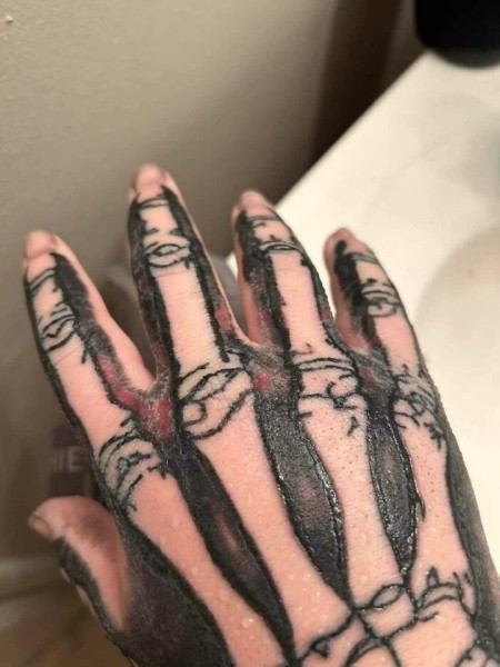 За эти татуировки будет стыдно. Вероятно, всегда За эти татуировки будет стыдно. Вероятно, всегда