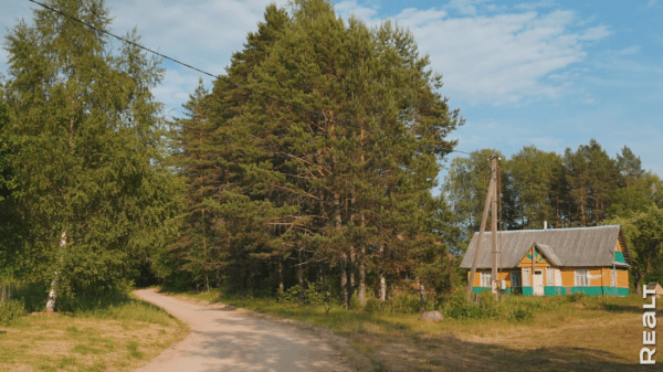 Вложили 30 тыс. долларов. История превращения 100-летнего дома в белорусской Швейцарии в родовое гнездо