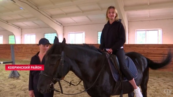 Верховая езда и основы конкура. Вот как проходит обучение конному спорту в Кобринском районе Верховая езда и основы конкура. Вот как проходит обучение конному спорту в Кобринском районе