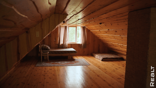 Вложили 30 тыс. долларов. История превращения 100-летнего дома в белорусской Швейцарии в родовое гнездо