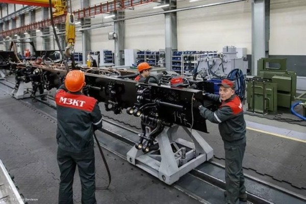 На МЗКТ готовы платить 500 рублей за привлечение на работу хорошего специалиста