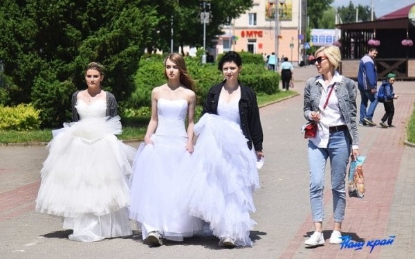 Рекордный возраст женихов и невест назвали в барановичском загсе