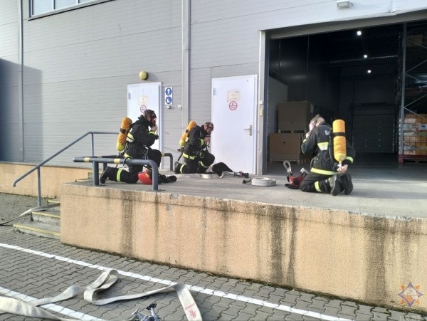 Учения МЧС прошли на аккумуляторном заводе под Брестом