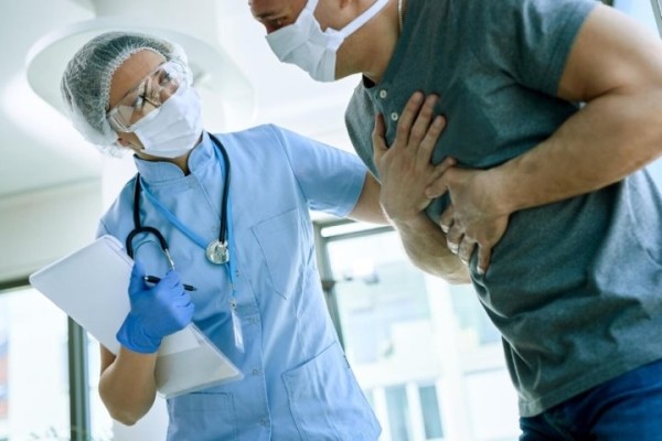 Кардиолог перечислила три скрытых признака, которые говорят о возможном инфаркте