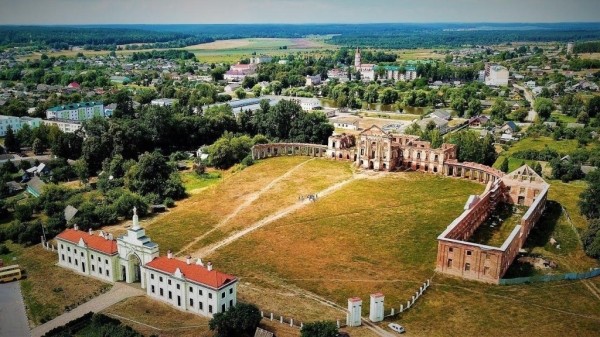 Путешествие в выходной день: где можно побывать и сколько придется потратить