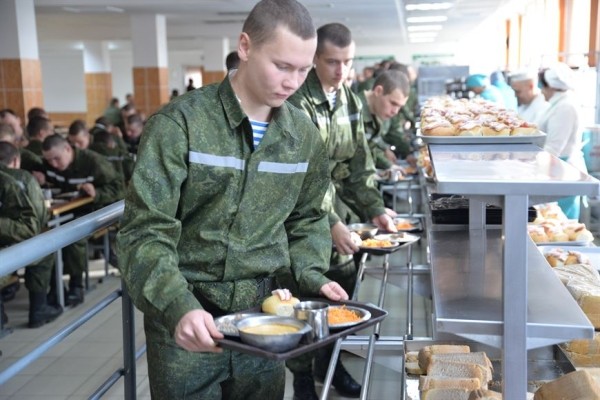 «Десантное братство зарождается в первые дни службы». Новобранцы вливаются в коллектив 38-й бригады