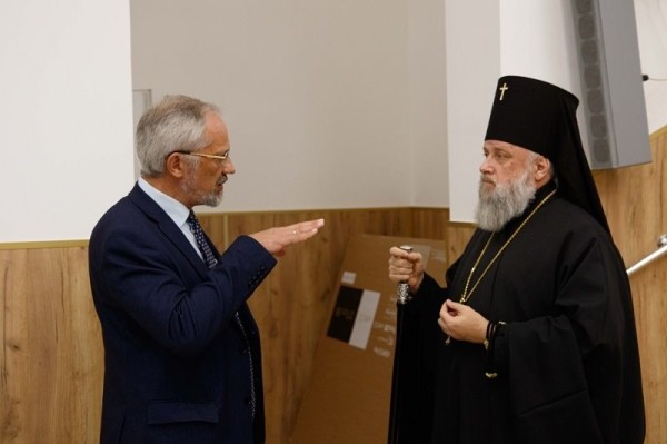 Брест посетил известный московский профессор Василий Каледа Брест посетил известный московский профессор Василий Каледа