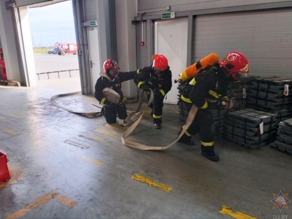 Учения МЧС прошли на аккумуляторном заводе под Брестом