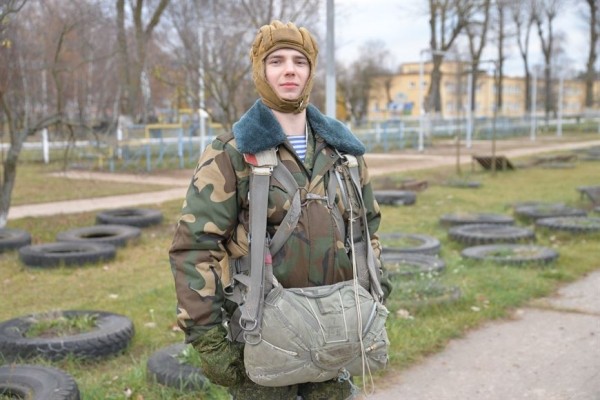 «Десантное братство зарождается в первые дни службы». Новобранцы вливаются в коллектив 38-й бригады