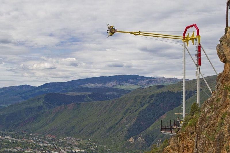 Показываем самые пугающие аттракционы мира