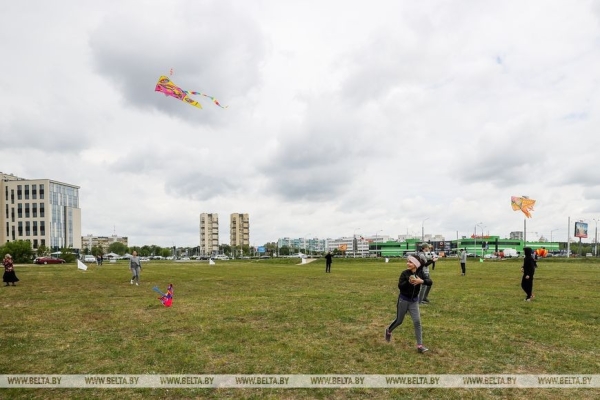 Фестиваль воздушных змеев «Майское небо Победы» в Бресте Фестиваль воздушных змеев «Майское небо Победы» в Бресте