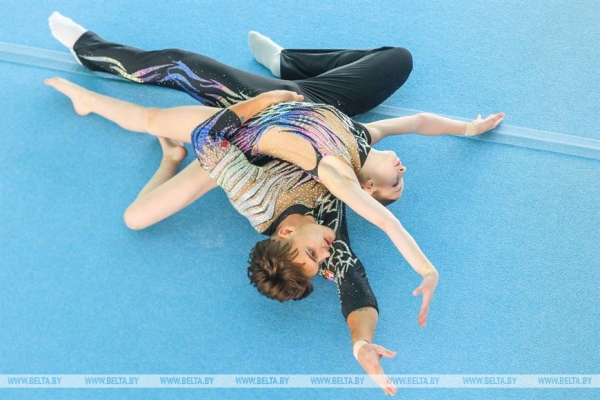 Более 100 спортсменов из Беларуси и России выступают на турнире по спортивной акробатике в Бресте Более 100 спортсменов из Беларуси и России выступают на турнире по спортивной акробатике в Бресте