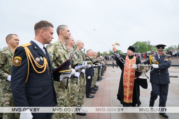 Торжественная присяга прошла в Брестской крепости. Видео и фото Торжественная присяга прошла в Брестской крепости. Видео и фото
